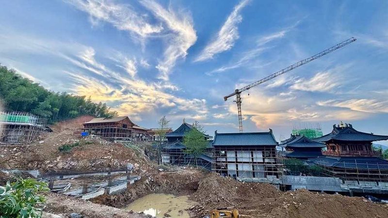 住宅楼主体结构劳务分包报价：关键因素与决策要点